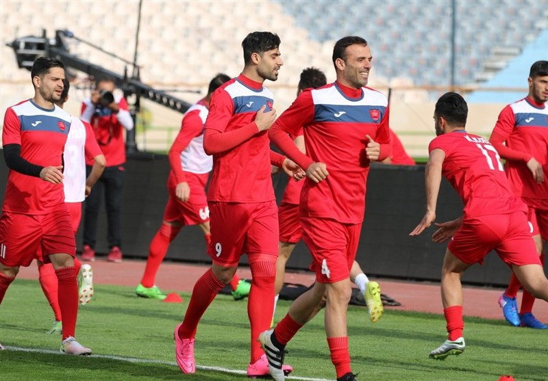 پرسپولیسی‌ها سوژه نمایندگان AFC/ تمرین نکردن نریمان‌جهان و مدل موی جدید مسلمان