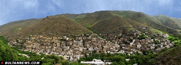 روستایی زیبا که در مرداد برف دارد + عکس