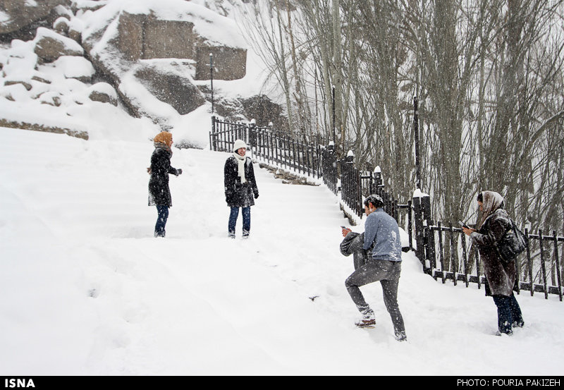 بارش برف در همدان