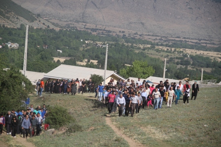 اقدام جالب مردم یک روستای نوشهر برای ترویج سبک زندگی ایرانی اسلامی + (گزارش تصویری)