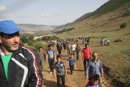 اقدام جالب مردم یک روستای نوشهر برای ترویج سبک زندگی ایرانی اسلامی + (گزارش تصویری)