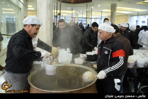 برپایی ۱۱۰دیگ شله در شهر رویایی پدیده