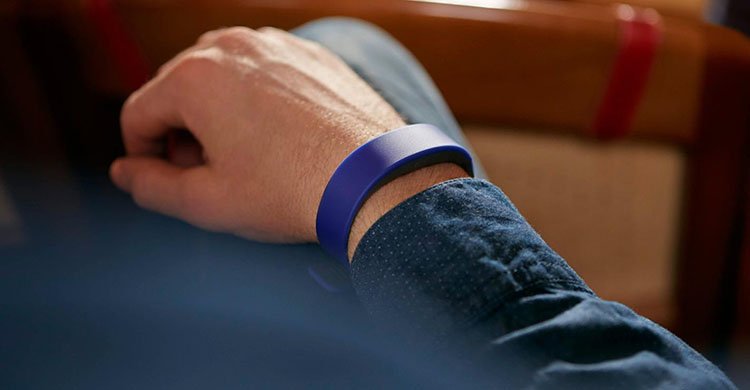 Sony SmartBand 2؛ ظاهری چشم‌نواز و اپلیکیشنی قدرتمند