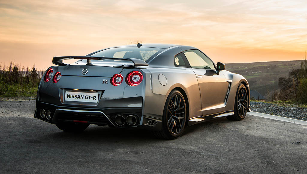 نیسان GT-R مدل 2017، گودزیلا در شهر