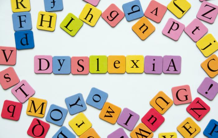 چرا تکنولوژی می‌تواند پاسخی برای حل معلولیت دیسلکسیا (Dyslexia) باشد