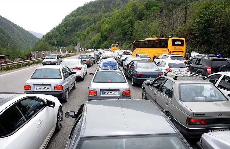 ترافیک در جاده های مازندران سنگین است