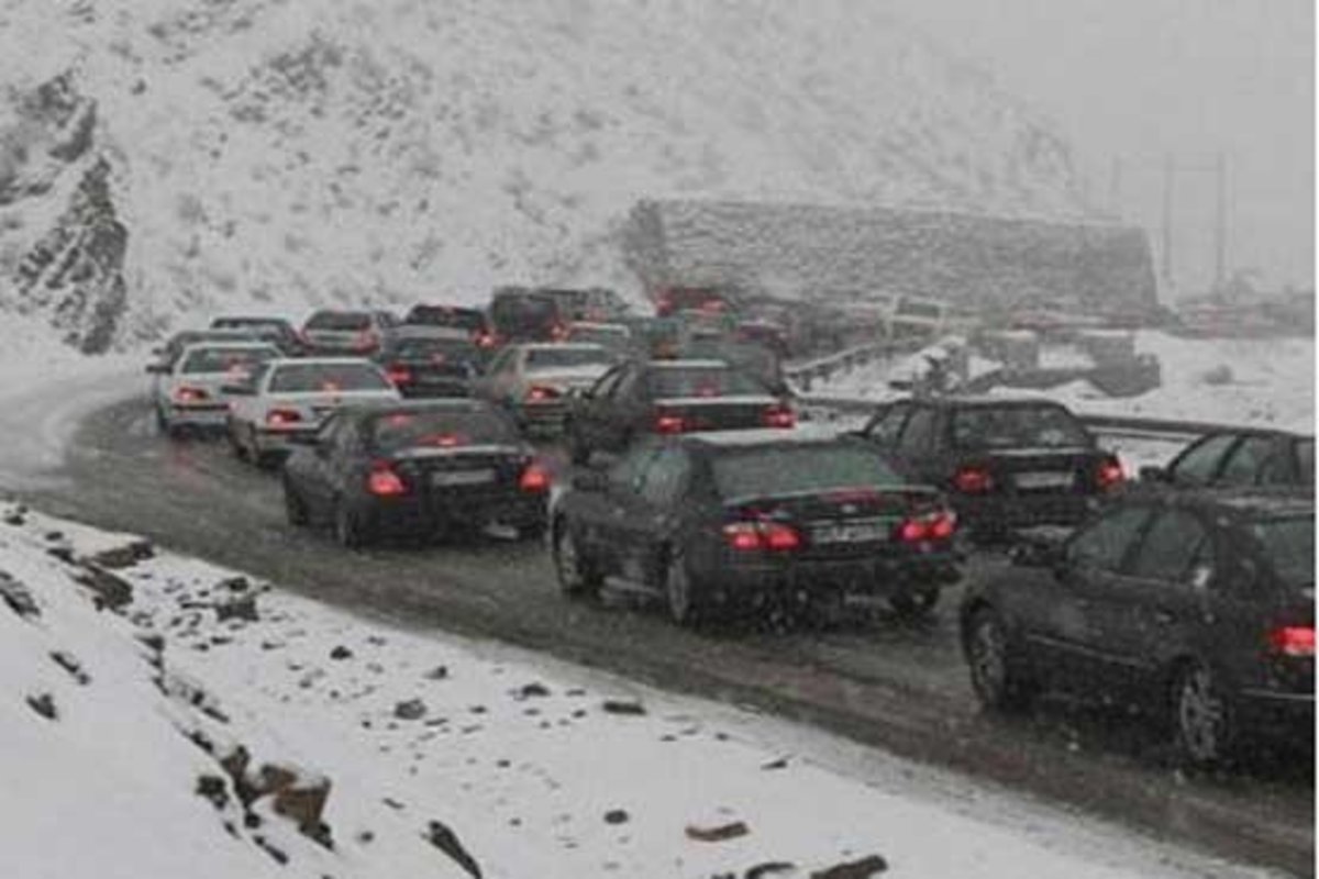 برف و باران در جاده‌های ۲۱ استان/زمان مناسبی برای سفر نیست