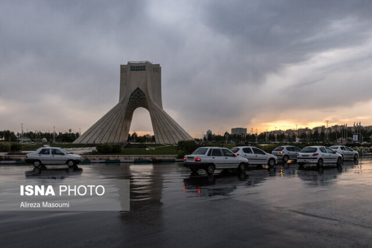 بارش باران و برف در تهران