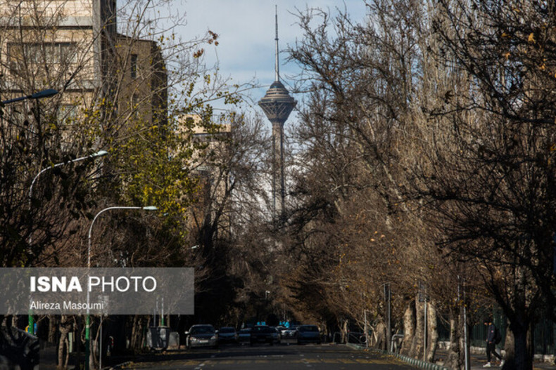 ادامه روند کاهش دمای تهران / یخبندان در ارتفاعات