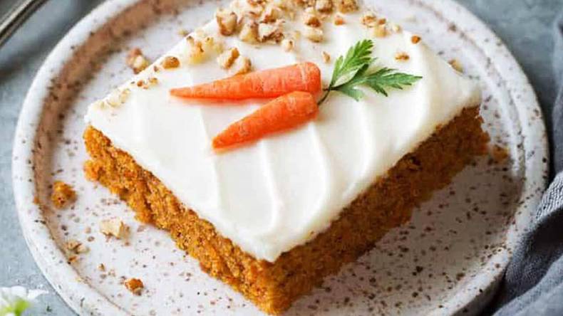 طرز تهیه کیک هویج برای صبحانه + فیلم