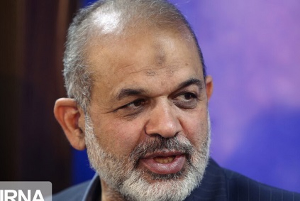 وزیرکشور: با عاملان حادثه مشهد برخورد خواهد شد