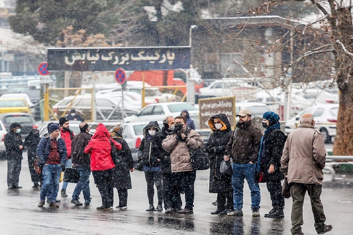 هواشناسی: فردا بارش برف در تهران سنگین‌تر از برف قبلی خواهد بود / بارش ۵ متری برف در کشور کذب است