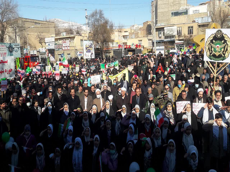 حماسه کردستانی‌ها در جشن چهل‌وچهارم پیروزی انقلاب