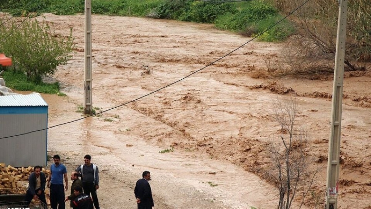 سیلاب ۷۶ فوتی برجای گذاشت