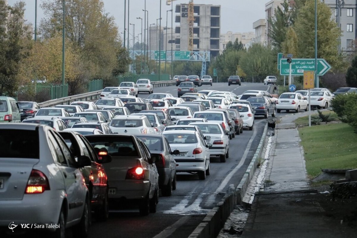 شروع بار ترافیکی در بزرگراه همت و بابایی