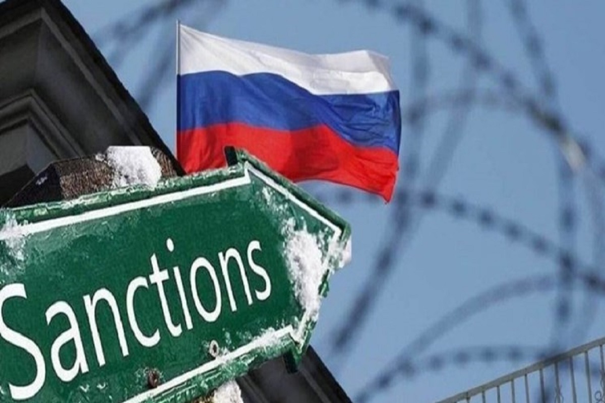 نتایج یک نظرسنجی: روس‌ها با تحریم‌ها سازگار شده‌اند