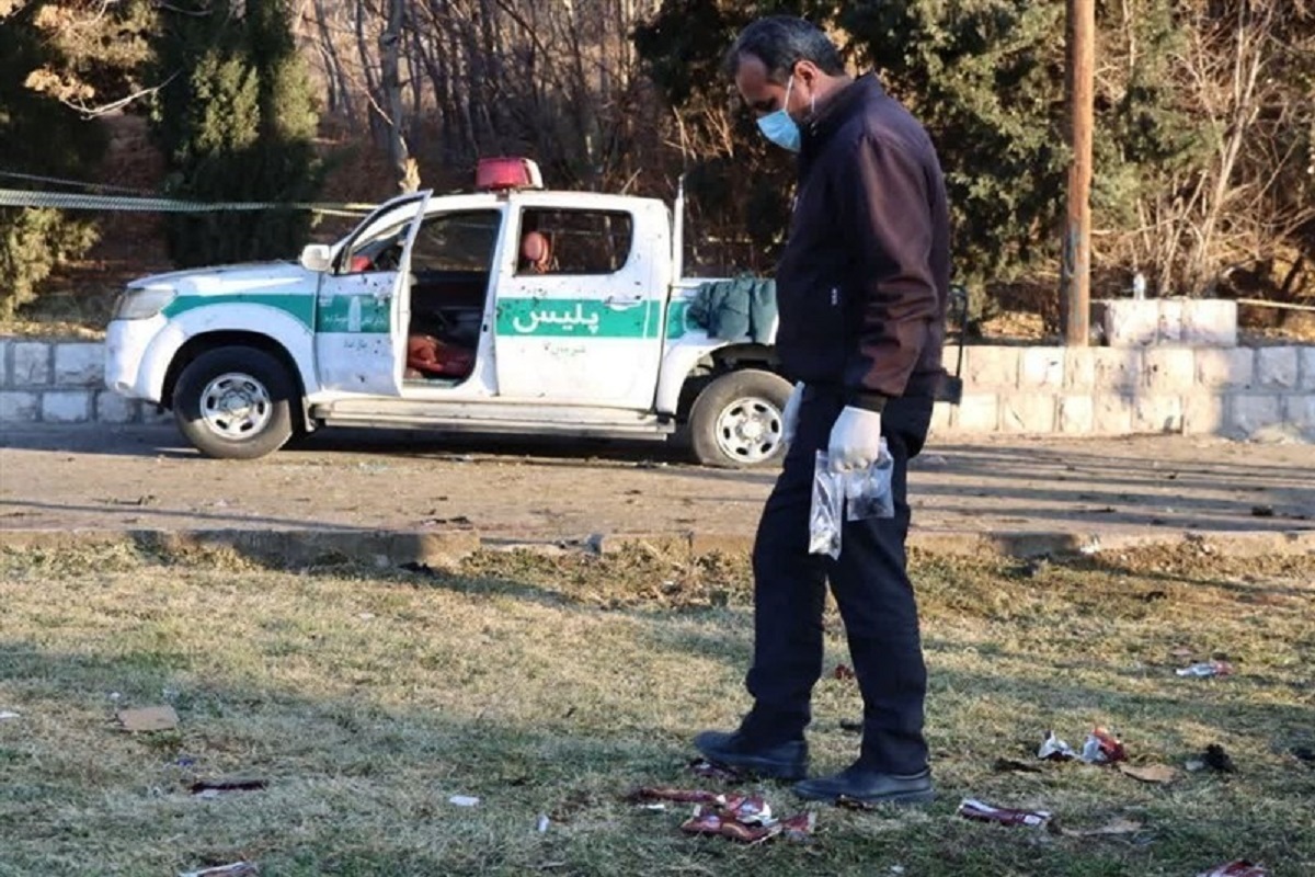 ۳ پلیس در حادثه تروریستی کرمان به شهادت رسیدند/ ورود سردار رادان به کرمان + اسامی شهدای پلیس