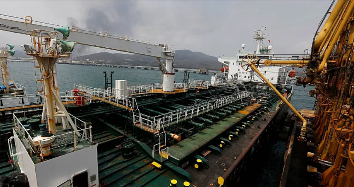 صادرات نفت ایران برغم تحریم‌های آمریکا به بالاترین حد خود در پنج سال گذشته رسید