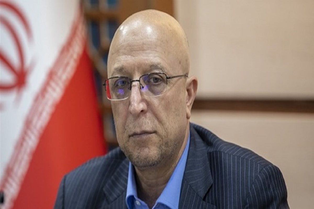 واکنش وزیر علوم به ادعای اخراج اساتید از دانشگاه‌ها