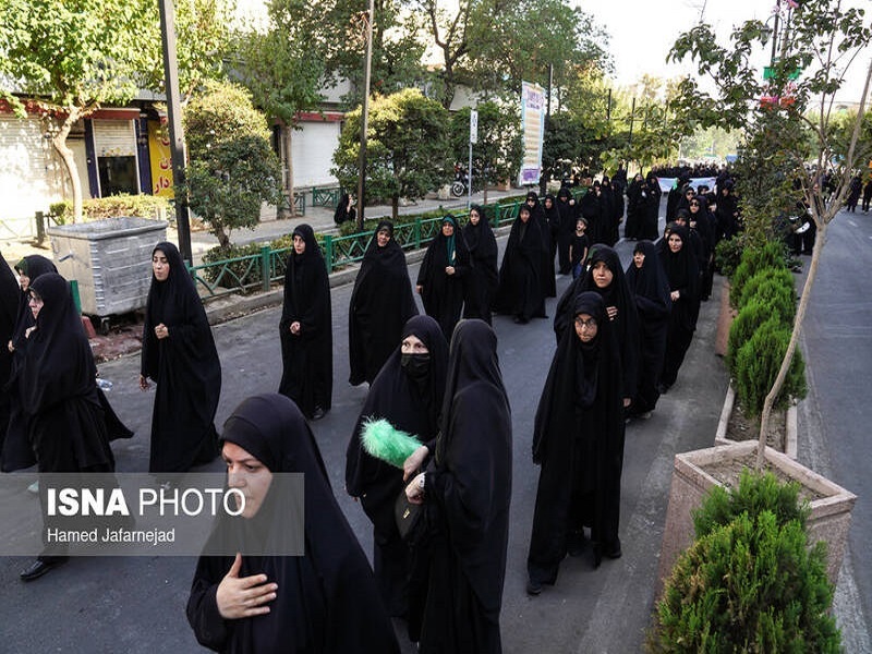 حرکت دسته‌های عزاداری و تجمع امام رضایی‌ها در تهران