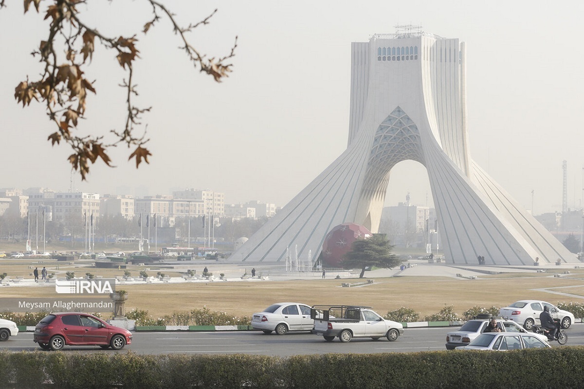 هوای تهران آلوده می‌ماند